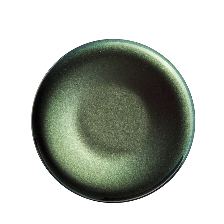 A round, metallic green ceramic plate with a glossy finish, seen from above, echoes the composite design of the 2023 Louisville Slugger Meta (-13) USA T-Ball Baseball Bat (WBL2667010), set against a plain white background.