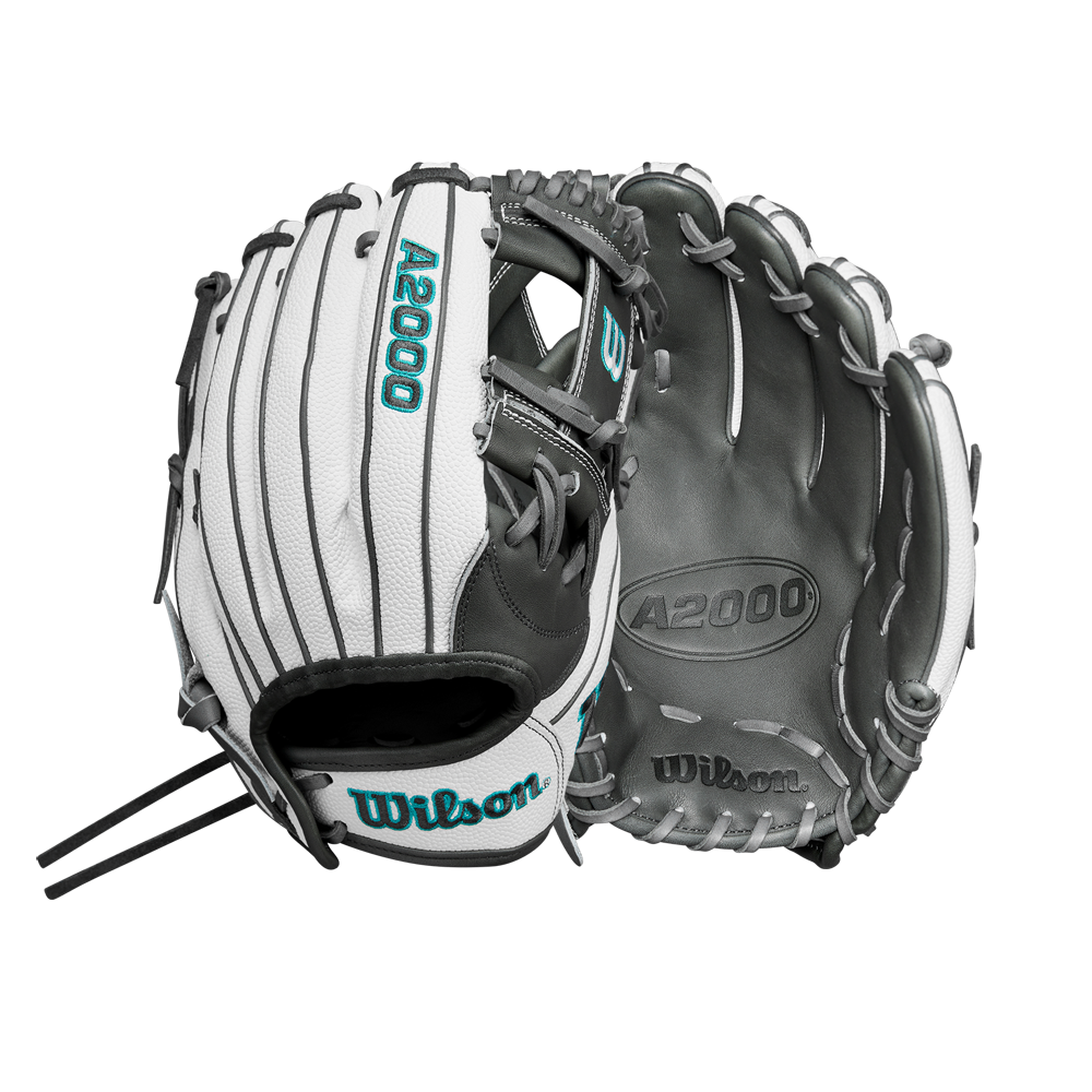 A Wilson A2000 H75SS 11.75" Fastpitch Glove (WBW1026231175) by Wilson is shown on a white background.
