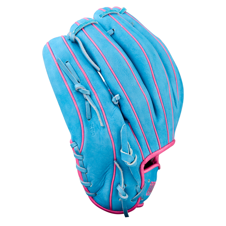The Wilson A2000 EDLC44 12" Elly De La Cruz Gameday Baseball Glove offers standout style and top performance on the diamond, perfect for players seeking excellence.