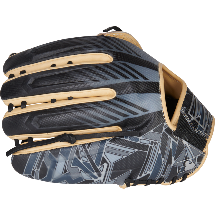 The Rawlings REV1X 12.75" Baseball Glove (REV3039-6) combines standout style and performance, making it ideal for players who want both innovation and quality on the field.