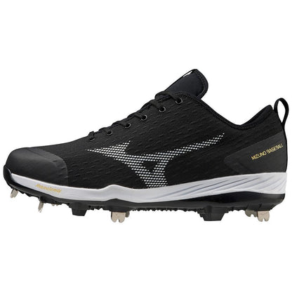 Achieve peak performance in the Mizuno Dominant 4 Men's Metal Baseball Cleats (320667), designed with a sleek black look, durable metal spikes, and a breathable woven knit upper for comfort on the field.