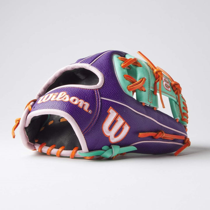 Wilson A2000 1975 11.75" Baseball Glove - GOTM April 2025: WBW1034801175