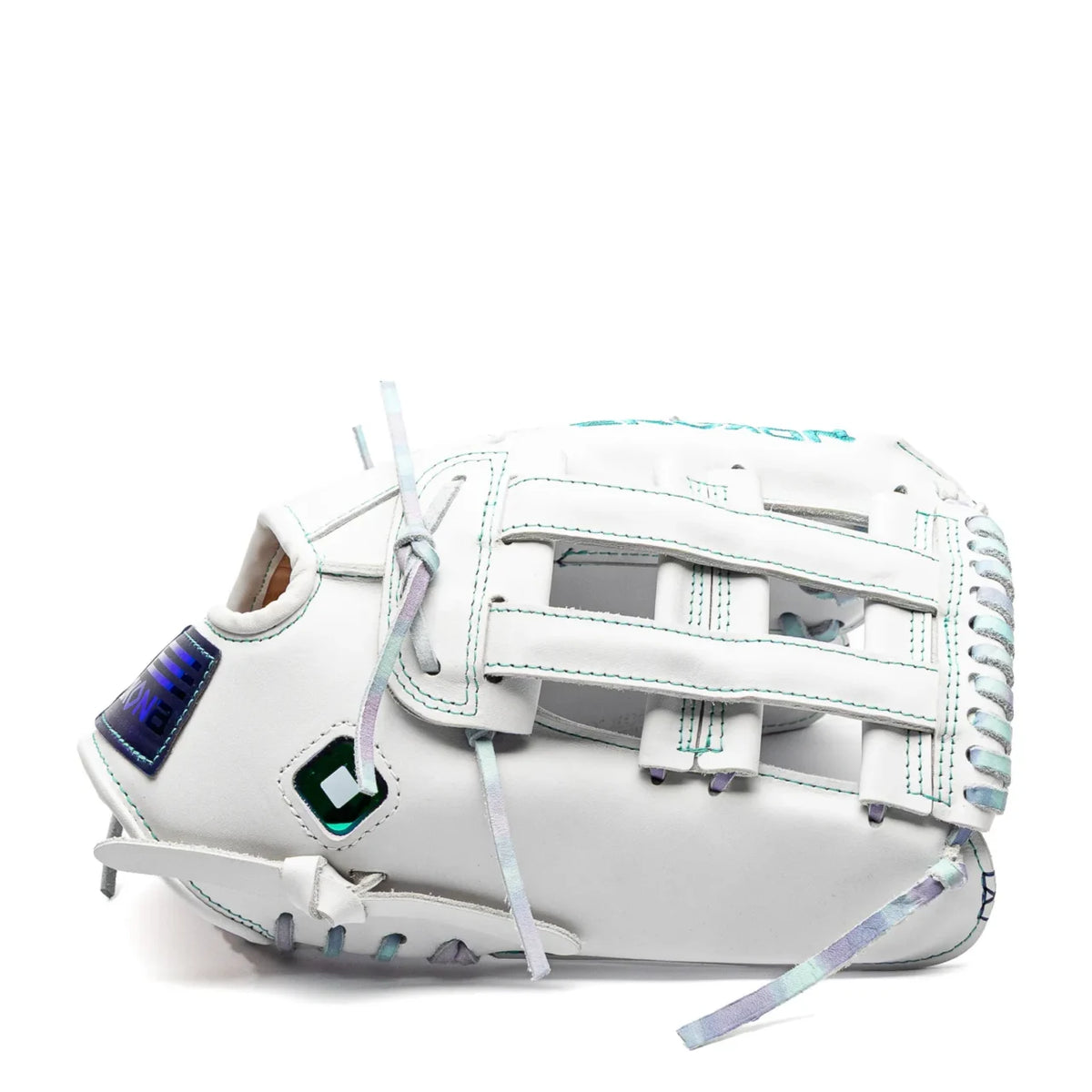 Nokona Halo 12.5″ Fastpitch Glove: WHT-EP1250H in white, featuring a webbed pocket, teal stitching, and iridescent accents.