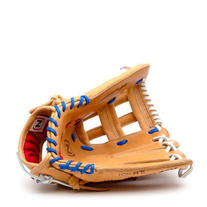 Nokona S1 All-American 12.5″ Baseball Glove: S1-EP800POP in tan supersoft steerhide leather with blue laces, white lacing along the pocket, and a red inner lining.