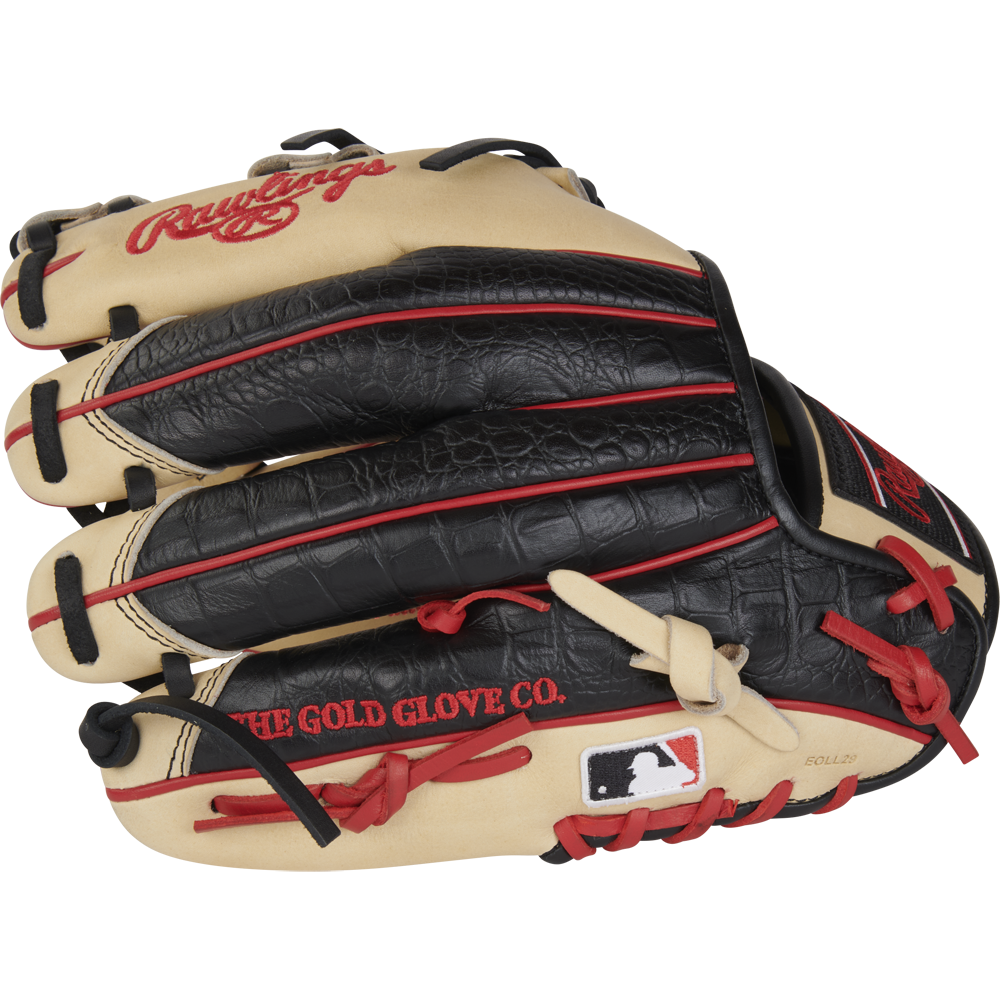 The Rawlings Heart of the Hide 11.5" Baseball Glove (RPROR204-32C) by Rawlings is shown against a white background.