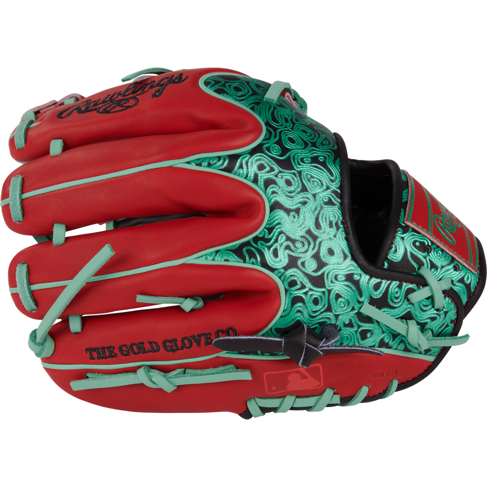 The Rawlings Heart of the Hide 11.5" Color Sync Baseball Glove (PROR204W-32BS) offers infielders style and performance, with a unique red and green design from Rawlings.