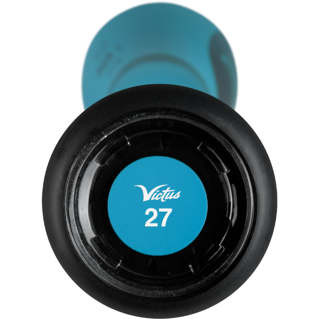 Close-up of the end cap on the 2025 Victus Vibe Crayon JBB (-10) 2 3/4" USSSA Baseball Bat, showing a blue circle with "Victus 27" in white text. Highlights include an aluminum design and a vibration-reducing knob for performance.