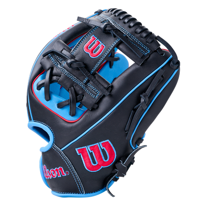 Wilson A1000 DP15 11.5″ Baseball Glove in black with blue piping, bright red accents, blue leather lacing, and a Pedroia Fit for smaller hands.