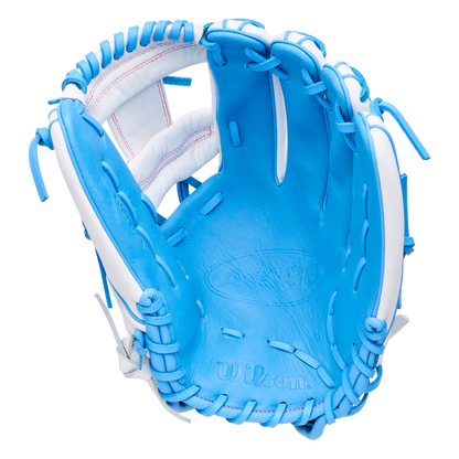 Light blue and white Wilson A1000 H12 12″ Fastpitch Glove: WBG03201RTH12.