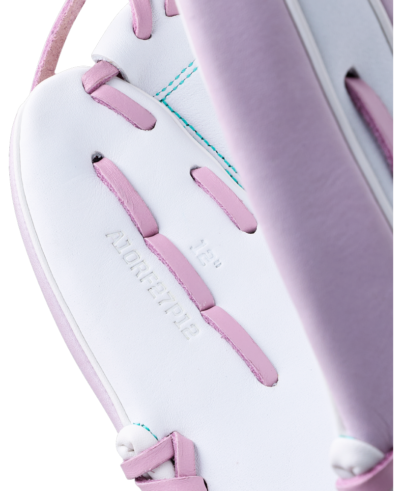 Close-up of a white and lavender Wilson A1000 P12 12″ Fastpitch Glove: WBG03401RTP12 with pink leather laces.