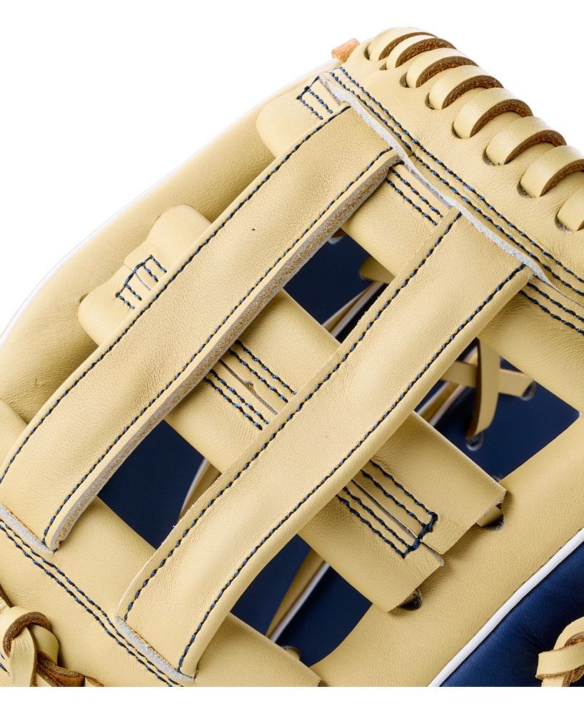 Close-up of a tan Wilson A900 12″ Baseball Glove: WBG04101RT12, showing the full grain leather, lacing, and web detail.