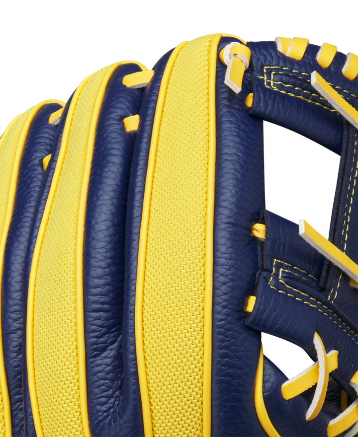 Wilson A200 EZ Catch Savannah Bananas 10" Youth Baseball Glove: WBW10135910