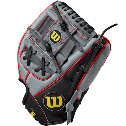 A close-up of the Wilson A450 11.5" Baseball Glove: WBW101474115, expertly crafted from top grain leather.