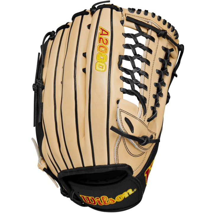 Wilson A2000 SP135 13.5" Slowpitch Glove: WBW101648135