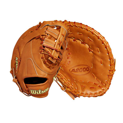 The Wilson A2000 1679 12.5" Baseball First Base Mitt (WBW102099125) is shown on a white background.