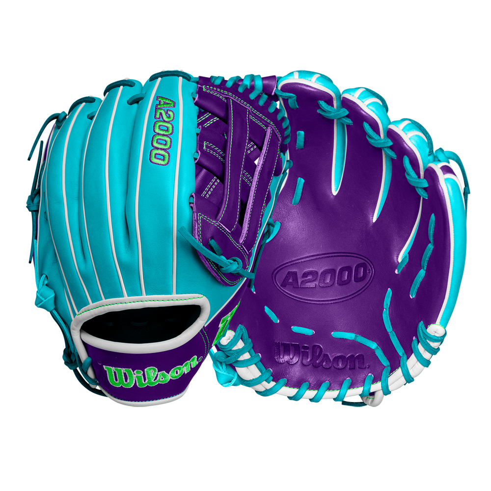 A close-up of the Wilson A2000 DW5 12" Baseball Glove (WBW10252212), expertly crafted from premium Pro Stock leather for Winter 2024.