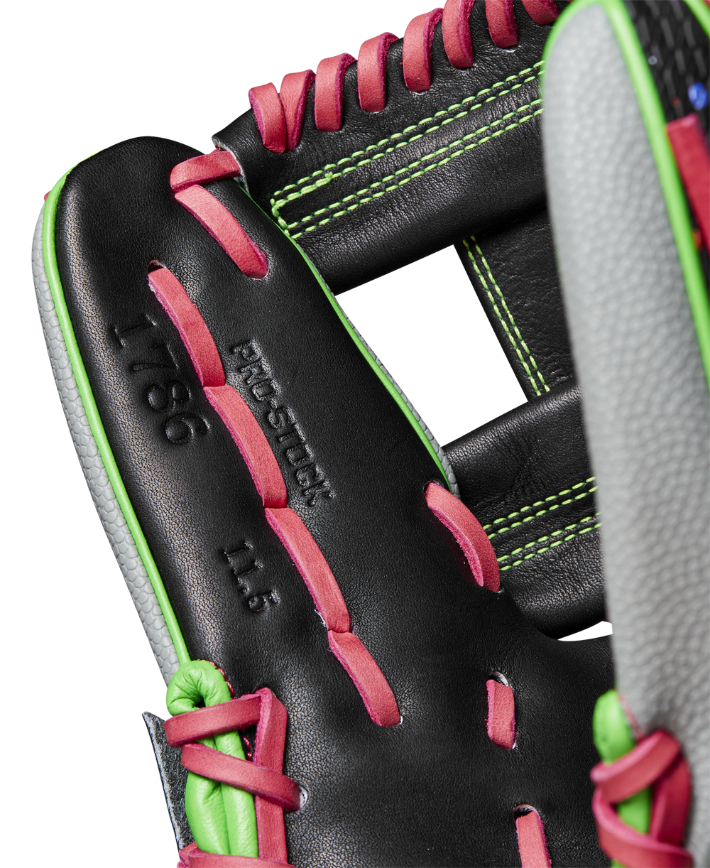 Wilson A2000 1786SS 11.5" Baseball Glove - Winter 2024: WBW102523115