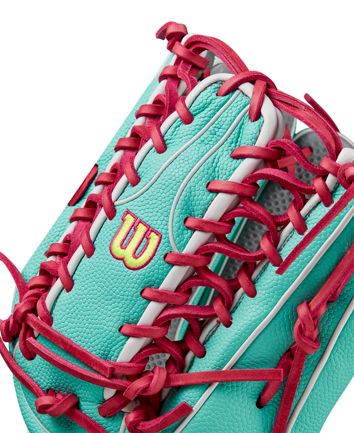 Wilson A2000 OT7SS 12.75" Baseball Glove - SPRING 2025: WBW1025521275