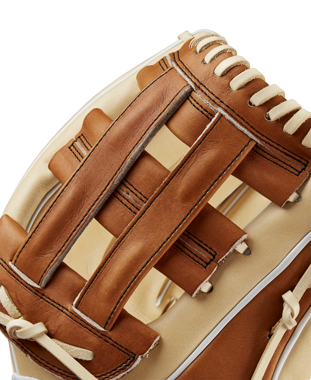 Wilson A2000 FP1712 12" Fastpitch Glove - Winter 2024: WBW10272412