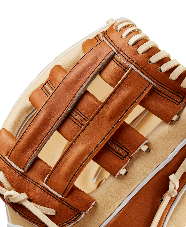 Wilson A2000 FP1712 12" Fastpitch Glove - Winter 2024: WBW10272412
