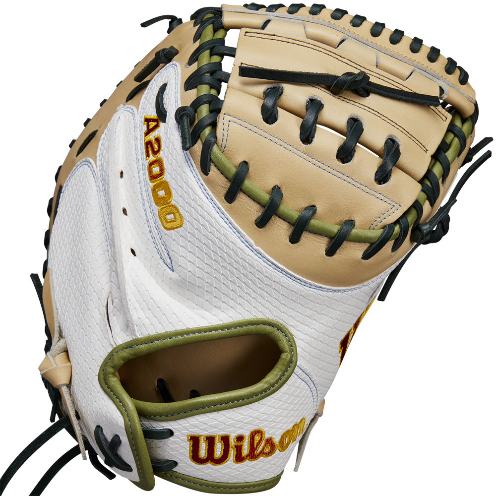 Wilson A2000 FPCM23SS 34" Fastpitch Catcher's Mitt - FALL 2024: WBW10273934