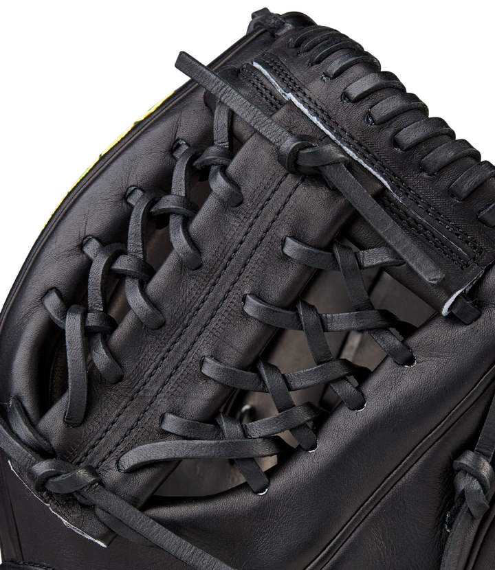 Close-up of the Wilson A2000 1789 11.5" Baseball Glove (WBW104106115), highlighting webbing, stitching, detailed laces, and the rich Pro Stock leather texture.
