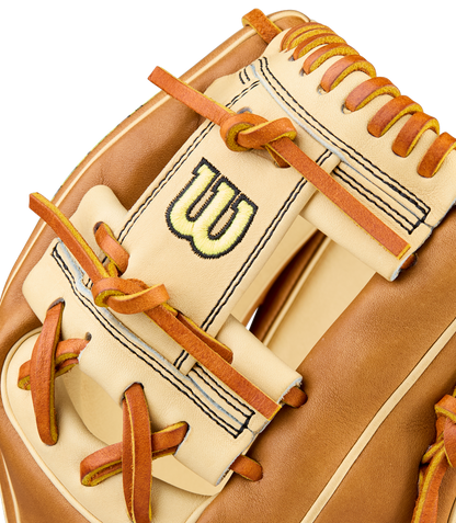 A close-up of the Wilson A2000 1786 11.5" Baseball Glove (WBW104109115), made from durable Pro Stock Leather.