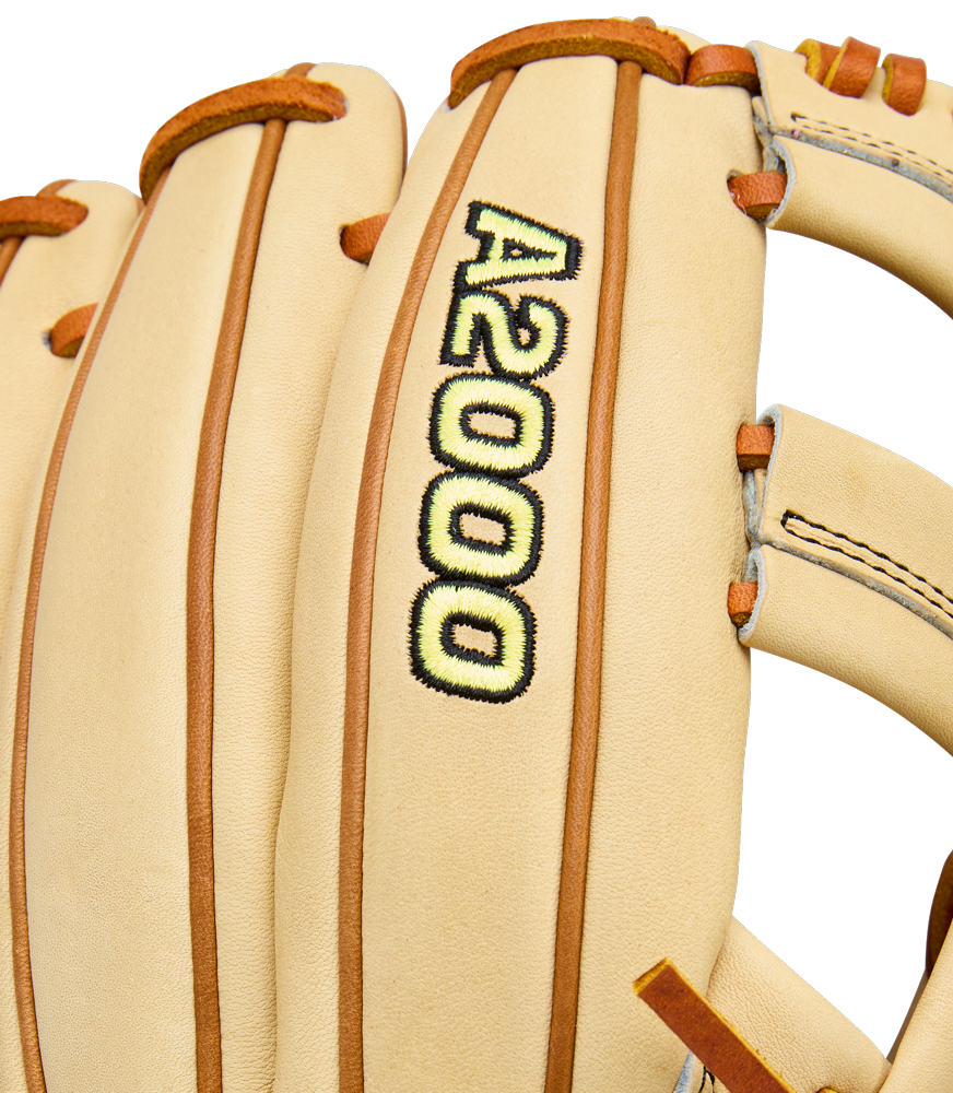 Close-up of the Wilson A2000 EL3 11.75" Baseball Glove (WBW1041141175), a tan Pro Stock Leather infield glove with "A2000" stitched in black and yellow, brown laces, perfect for third base.