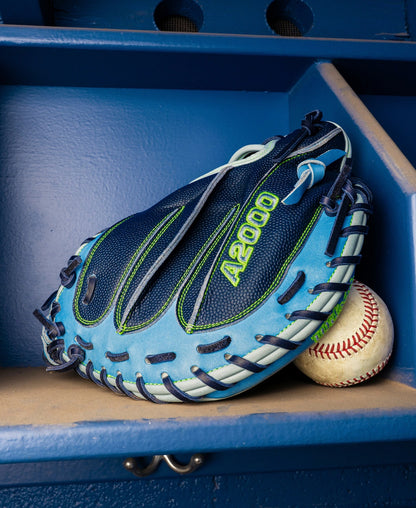 Wilson A2000 CM33SS 33" Baseball Catcher's Mitt: WBW10460433