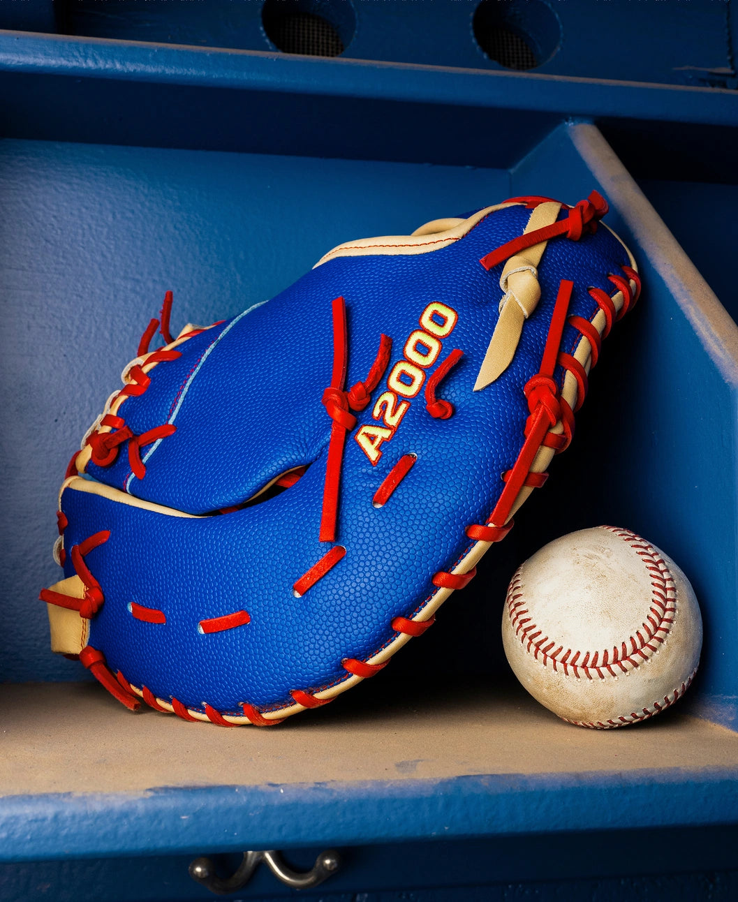 Wilson A2000 1677SS 12.5" Baseball First Base Mitt: WBW104605125