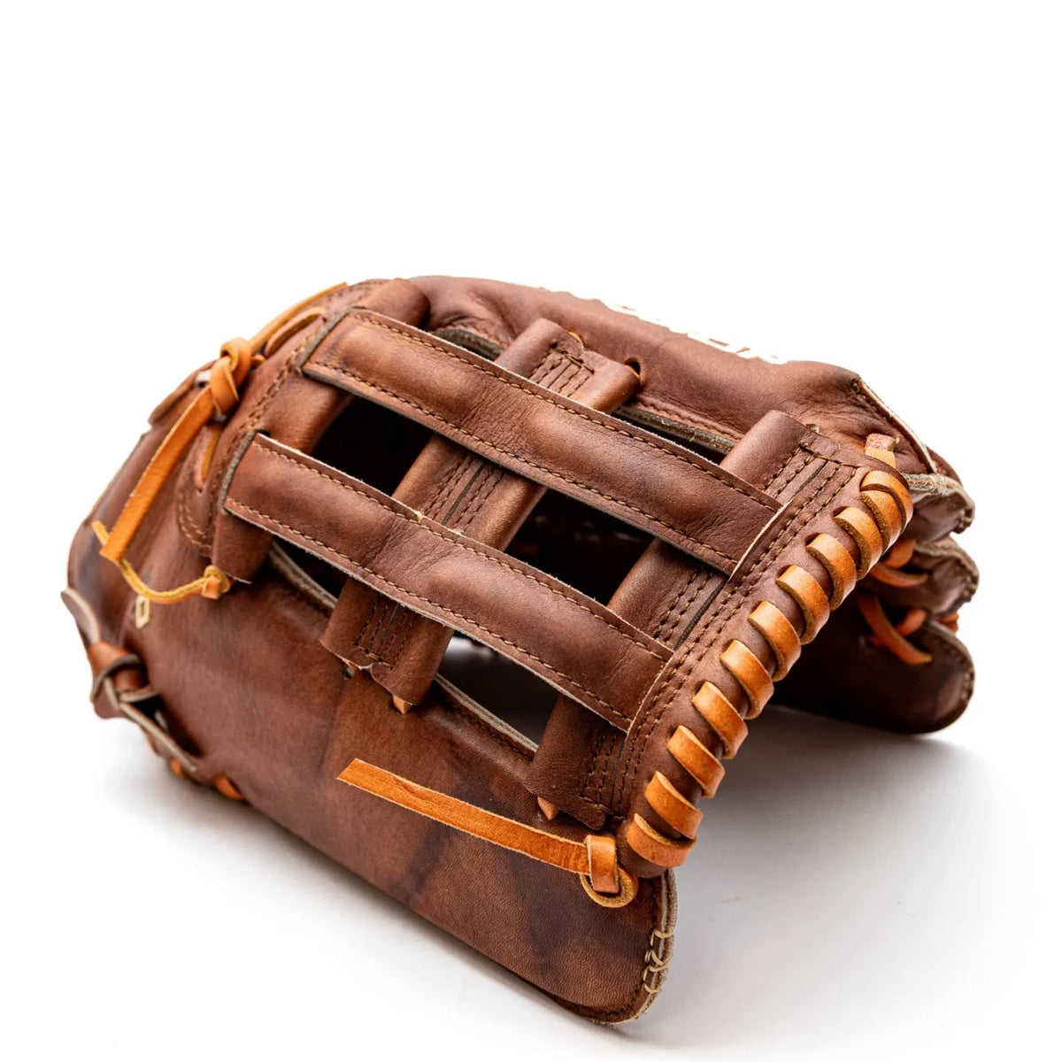 Nokona Walnut EP 12.75″ Baseball Glove: W-EP1275, a handcrafted brown leather baseball glove with a closed web and laced edges.