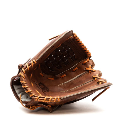 Nokona Walnut EP 13″ Baseball Glove: W-EP1300C in brown with tan lacing and a basket-weave web.