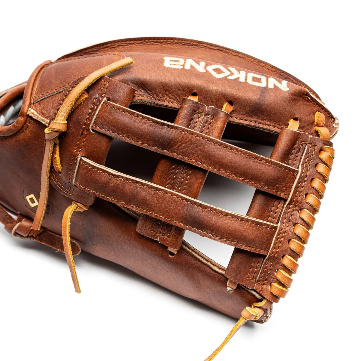 Nokona Walnut EP 13″ Fastpitch Glove: W-EP-V1300H with an H-web design in brown leather and tan lacing.