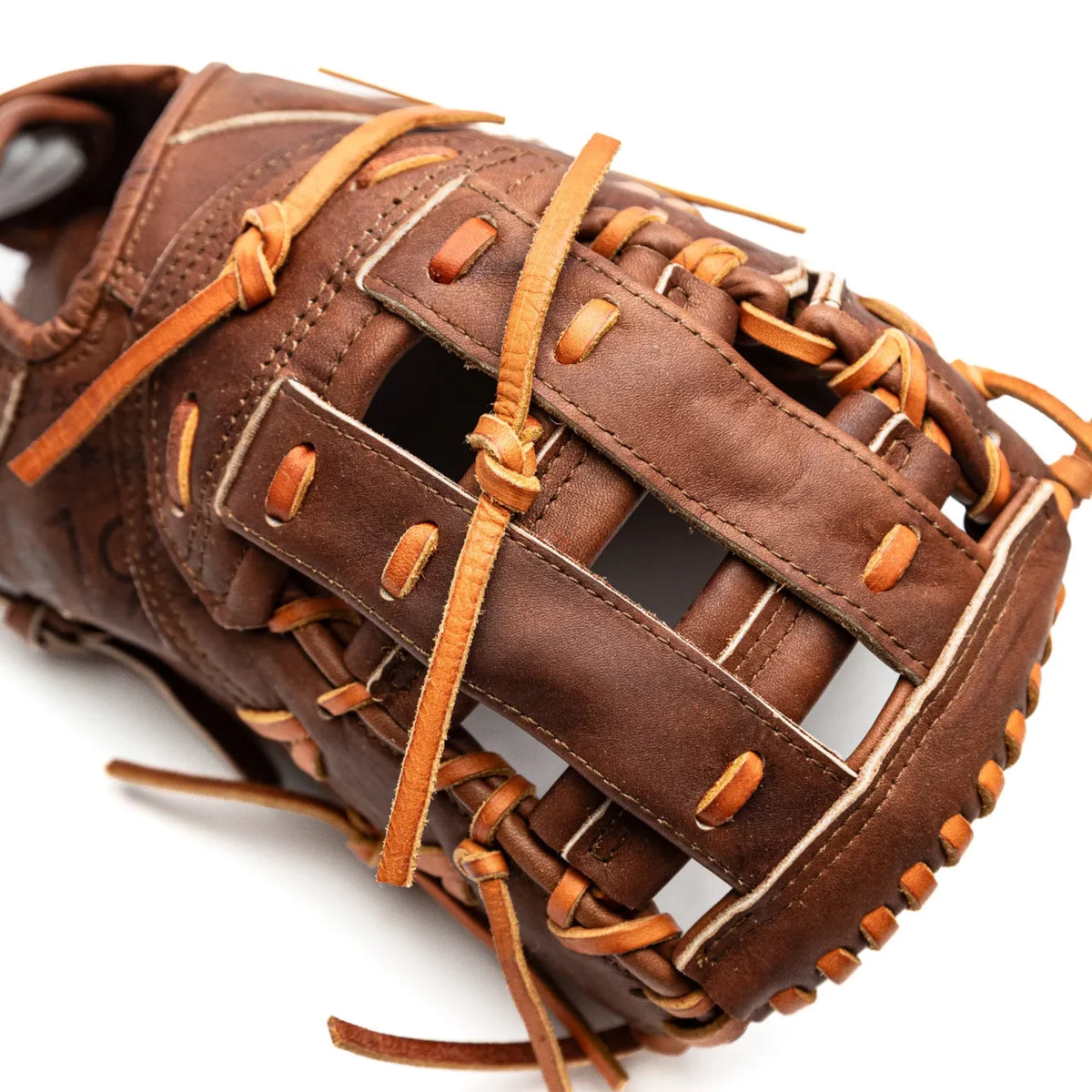 Nokona Walnut EP 13″ First Base Mitt: W-EPN70 in walnut crunch leather, brown with tan lacing.