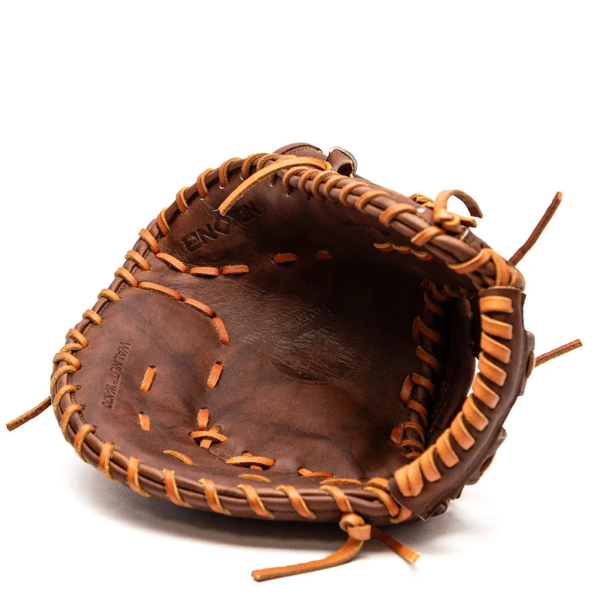 Nokona Walnut EP 13″ First Base Mitt: W-EPN70 in walnut crunch leather with light tan rawhide lacing.