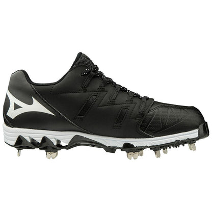 The Mizuno 9-Spike Swift 6 Women's Low Metal Fastpitch Softball Cleat (320588) is shown in black with white accents and metal spikes on the sole, displayed side view against a white background.