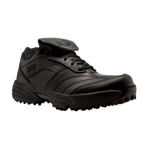 3n2 Reaction Lo Black Umpire Field Shoes: REACTION